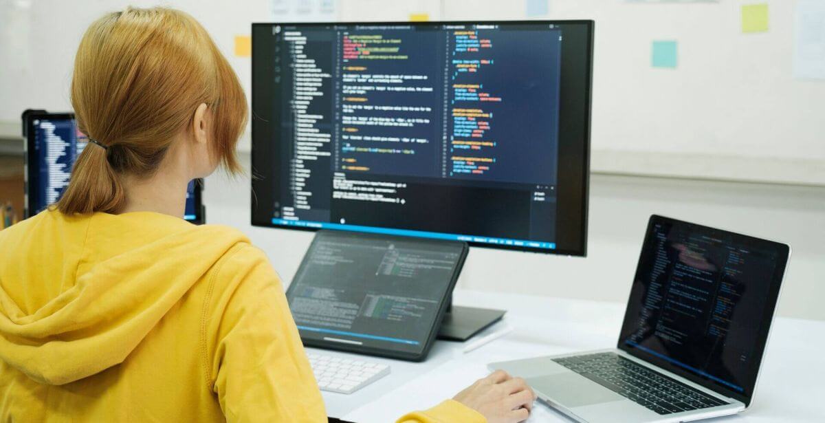 coder with multiple screens